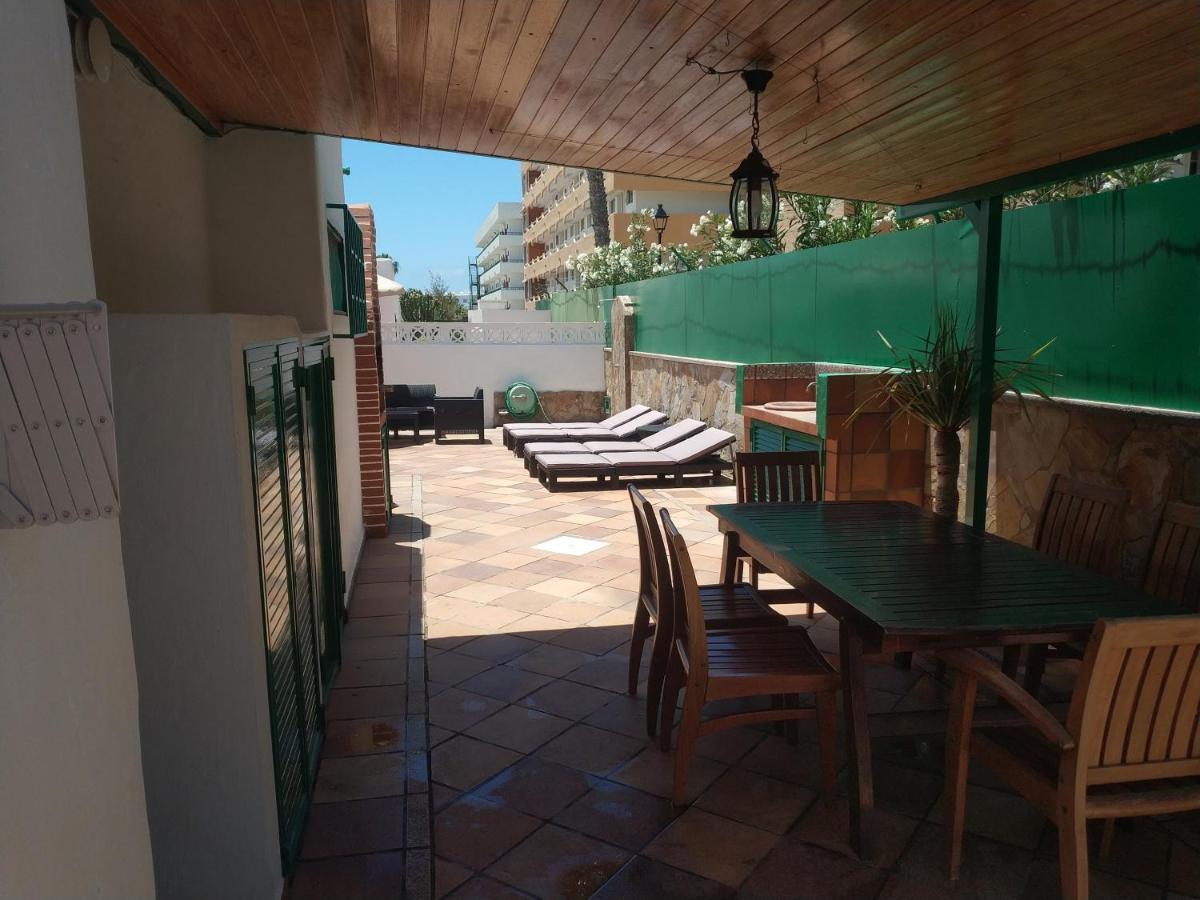 Feriehus Splendid Bungalow, 300 Meters From The *